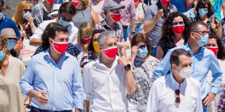 Marlaska visita Samil e pide o apoio a Gonzalo Caballero por “un verdadero gobierno progresista”