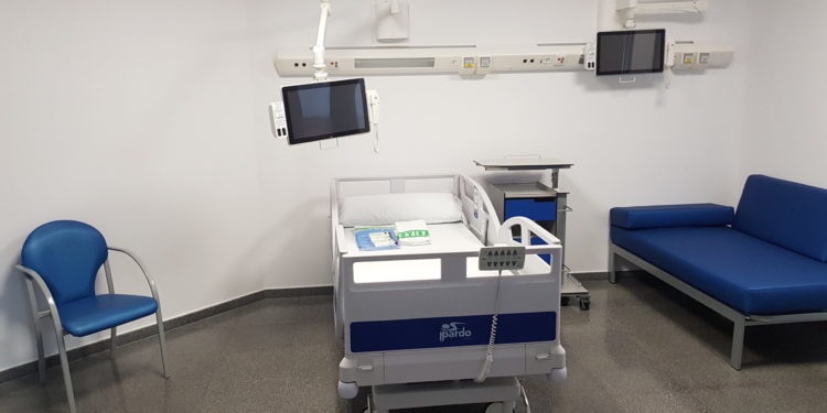 Povisa terminará en septiembre la reforma de Urgencias y adquiere cien camas nuevas