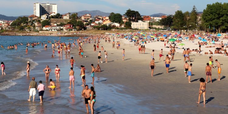 Vigo alcanza la temperatura máxima del año y el área metropolitana se cuece a 36 grados