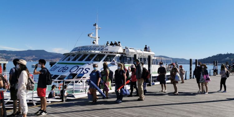 Cíes vuelve a ser destino preferido en el verano vigués