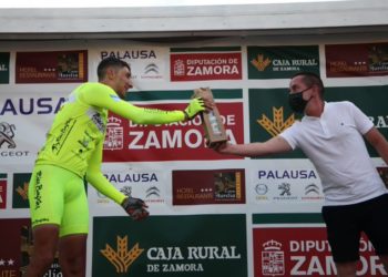 Moreira da el triunfo al Vigo-Rías Baixas en el regreso del ciclismo a España