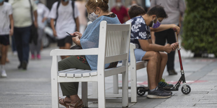 El área de Vigo cuadruplicó en agosto sus pacientes con Covid-19, a un ritmo de once contagios diarios