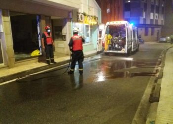 Fallece un joven en A Illa de Arousa tras chocar su quad contra un escaparate