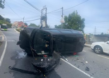 Un coche vuelca en Matamá tras quedarse sin frenos
