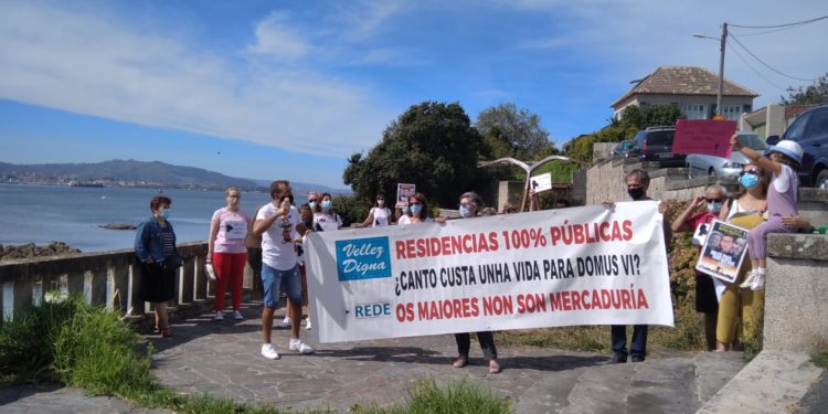 As familias das víctimas de DomusVi esixen en Moaña unha «investigación seria»