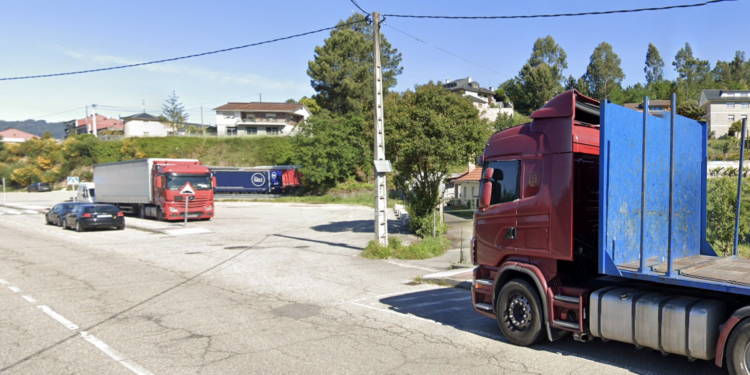 Multados 25 camioneros en Porriño en una sola noche