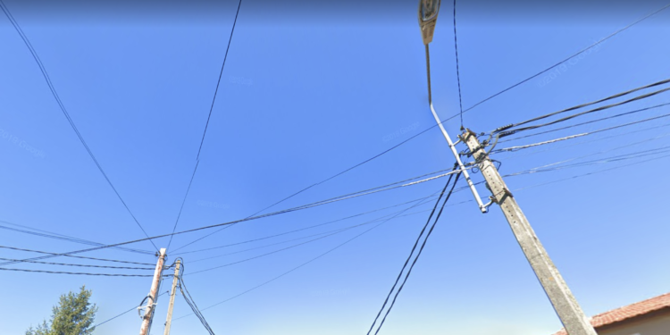 Baiona autoriza o tendido aéreo de fibra nos núcleos rurais