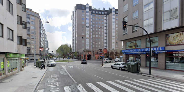 Atropellada una mujer en Vigo por un coche que colisionó con otro