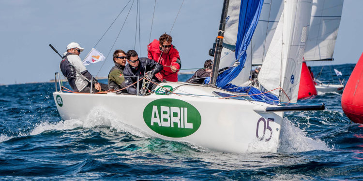 El «Abril Verde», del Náutico de Vigo, Premio Nacional de Vela al monotipo del año