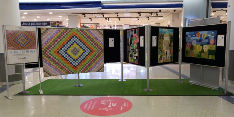 El Gran Vía de Vigo acoge la exposición «El viaje de mi vida» de la Asociación Down Vigo