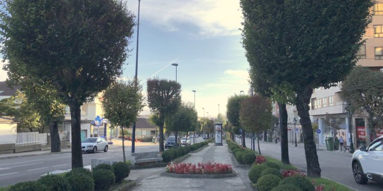 Gran Vía de Vigo en dirección As Travesas