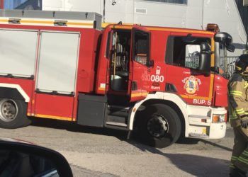 Sofocado un incendio en la avenida Ricardo Mella