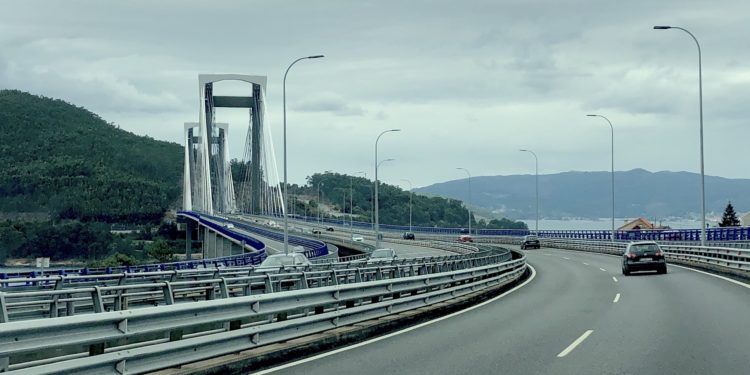 Una autopista pública gallega