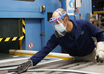 Paso histórico en PSA Vigo: la factoría implantará en octubre un cuarto turno de trabajo en el Sistema 1