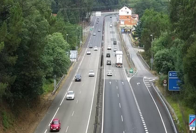 Atropellan a un conductor en la A-55 al bajarse de su coche tras sufrir un accidente de tráfico