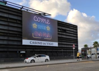 Denuncian que el casino de Vigo incumple el horario limitado para hostelería y ocio nocturno