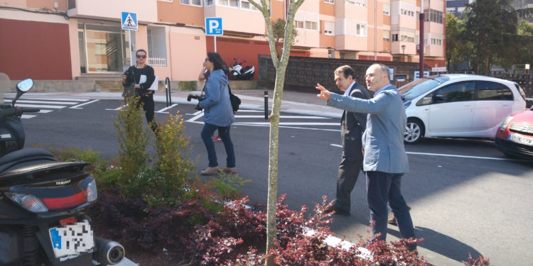 Vigo permitirá ocupar suelo público para instalar ascensores en las fachadas de los edificios