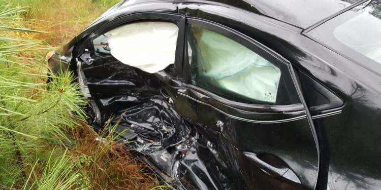 ¿Qué hacer si sufres de un latigazo vertical en un accidente con tu coche?