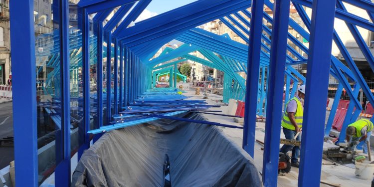 Caballero anuncia pavimento que absorbe CO2 y 162 árboles junto a las rampas de la Gran Vía