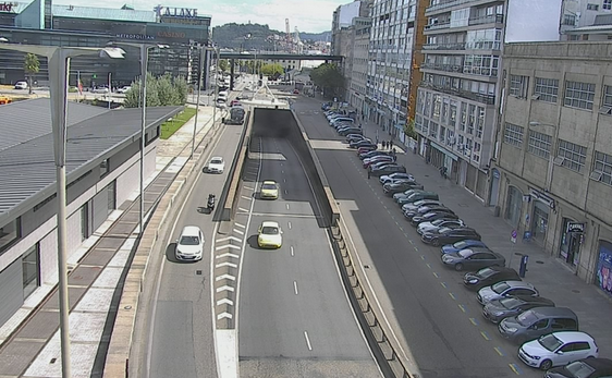 El Concello de Vigo espera reparar en cuestión de horas la filtración de agua que cerró el túnel de Beiramar