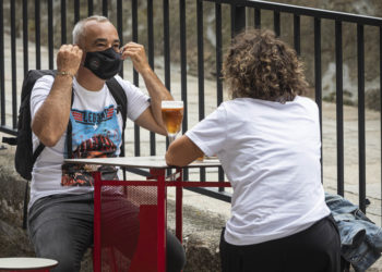 El área sanitaria de Vigo reduce sus pacientes con Covid-19 pero registra nuevas hospitalizaciones