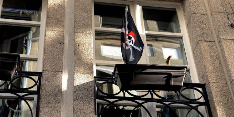 Aquí vive un pirata