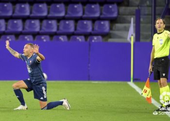 Aspas inventa lo imposible; Sánchez Martínez se inventa lo invisible