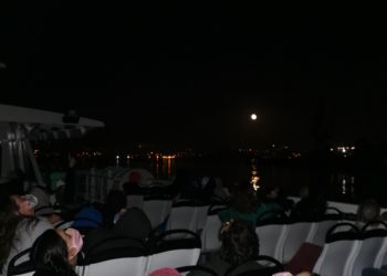 La ría de Vigo acoge una nueva observación de estrellas junto a las Cíes