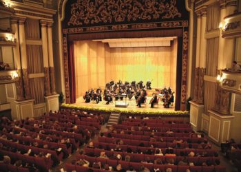 “Tratamos de que a tempada sexa un reflexo da produción teatral máis destacada que se fai a nivel nacional»