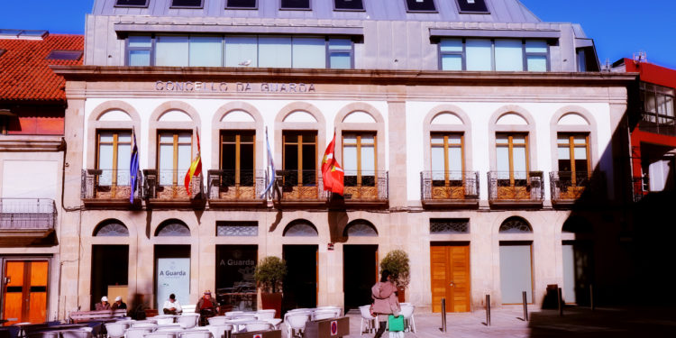 As restricións pola Covid-19 na Guarda afectan tamén a centros sociosanitarios e unha ludoteca