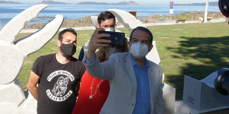 Vigo tiene un nuevo “referente para selfis” con las islas Cíes de fondo