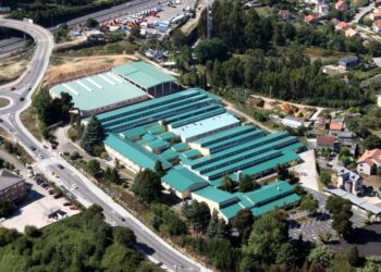 Dos colegios de Vigo, uno de Tomiño y otro de A Cañiza entran en el listado de centros con Covid-19