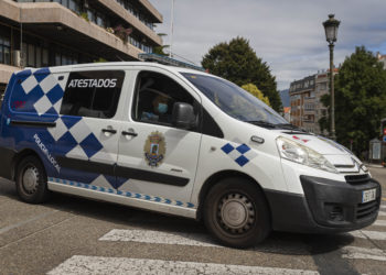 Da positivo en cocaína tras empotrarse contra un portalón en Vigo