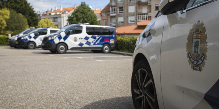 Detenido en Vigo tras romper a patadas la puerta del piso de una amiga y agredir a varios policías