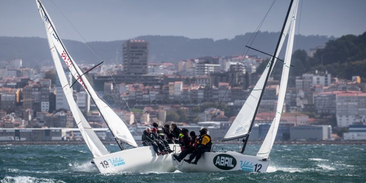 El «Noticia» mantiene su dominio indiscutible en el Open de España de J70