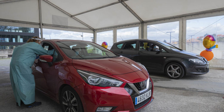 El área de Vigo relaja su situación global al bajar los nuevos contagios de Covid-19 y volver Tomiño a nivel 2