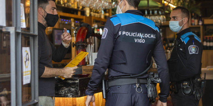 Vigo se adapta a la nueva realidad que marca el nivel 2 de restricciones
