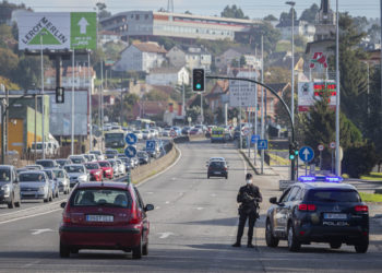 La policía despliega controles en las entradas y salidas de Vigo
