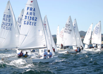 Porto y Jiménez, del Náutico de Vigo, terceros en la primera jornada del Nacional de Snipe