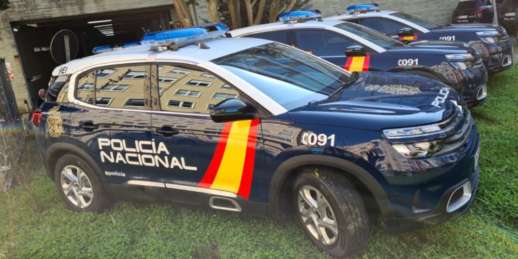 Detenido en Vigo por estafar 600 euros con una tarjeta en un centro comercial