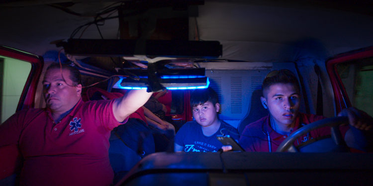 El documental ‘Midnight family’, premiado en Sundance, entra en concurso en el Festival de Cine Inclusivo de Vigo