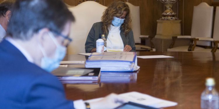 A Deputación destina 95.000€ a 24 entidades para actividades turísticas