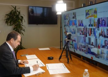 Caballero pide a la Xunta que duplique el número de PCRs y de rastreadores en Vigo