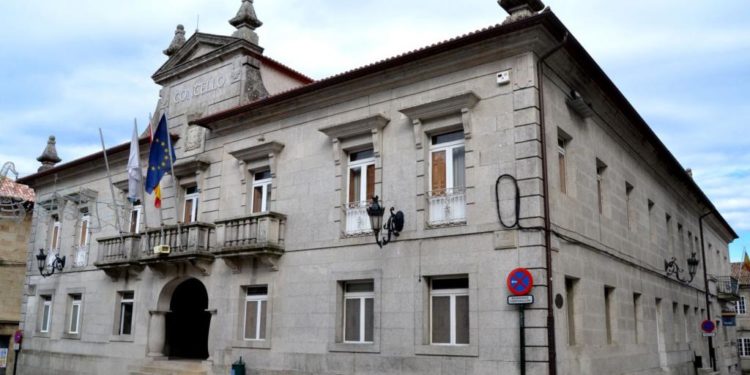 Tui pecha instalacións de carácter cultural e deportivo ao entrar en alerta vermella de Covid-19