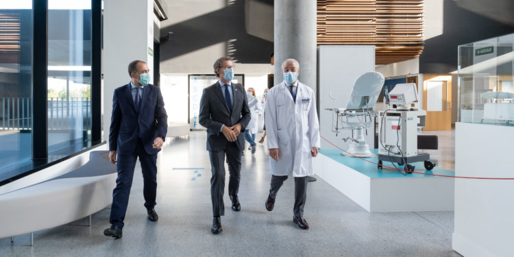 Galicia se une a las comunidades críticas y considera que las restricciones de Sanidad carecen de avales técnicos