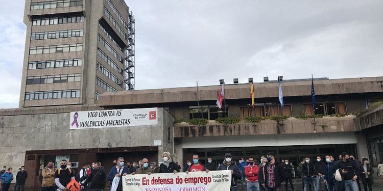 Protesta unánime do comité de persoal do Concello de Vigo na Praza do Rei