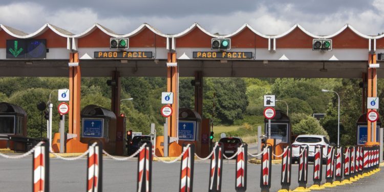 La Xunta celebra que los PGE rebajen los peajes de la AP9 y supriman el cobro entre Vigo y Redondela