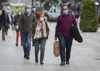 Varapalo a las esperanzas de mejoría: el área sanitaria de Vigo roza los 200 casos de Covid-19 en 24 horas