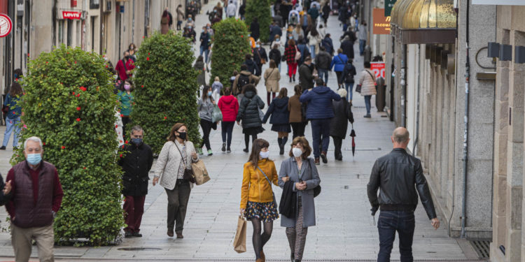 La ciudad de Vigo suma 1.275 casos activos de Covid-19, el 52% del total en el área sanitaria