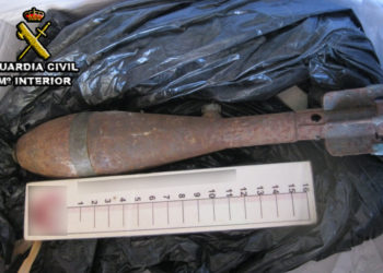 Los TEDAX desactivan una granada de mortero de la Guerra Civil hallada en una vivienda de Salceda de Caselas